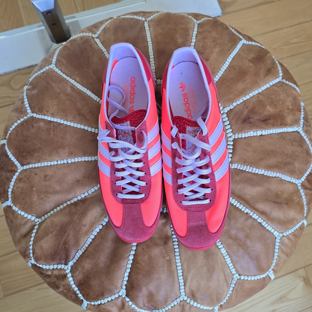 Adidas Women's Pink Sneakers SL72 Women Size US7